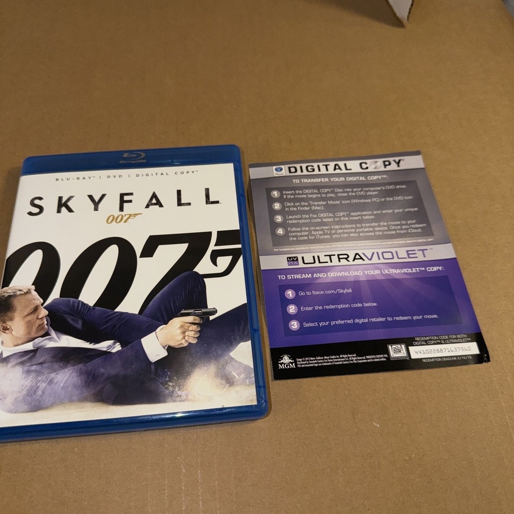 Skyfall James Bond 007 Blu-ray DVD 2-Disc Set 2014 Action Movie 883904285410